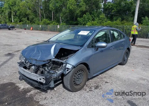 2021 Toyota Corolla Le z USA, uszkodzony, nr VIN JTDEPMAE1MJ126791
